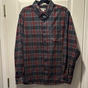 EUC L.L. Bean Traditional Fit Flannel Plaid Button-Up Shirt
L-Regular